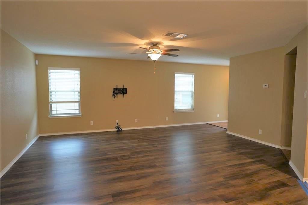 201 Edwin Kyle TX 78640