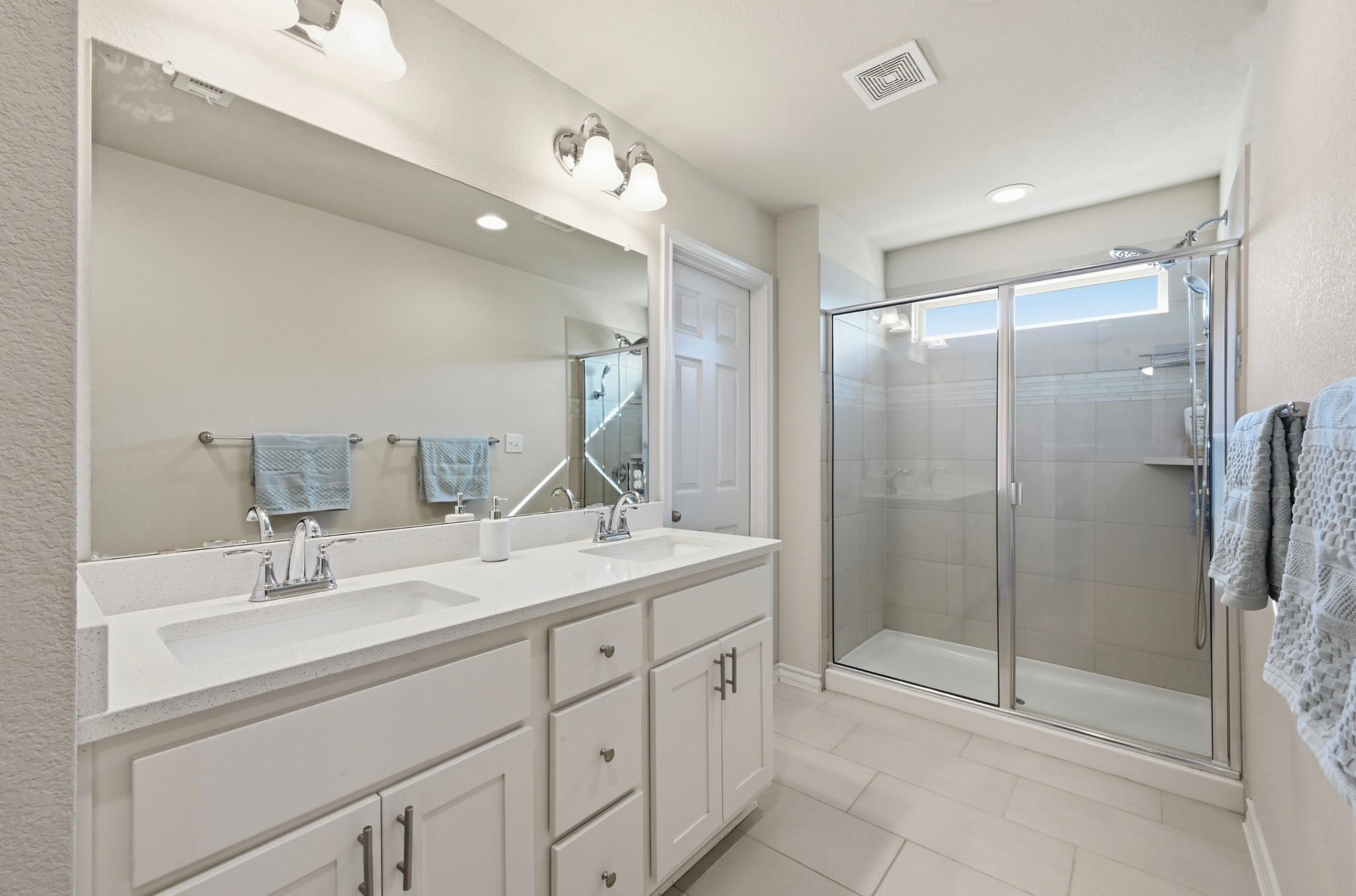 294 Thornless Circle Buda TX 78610
