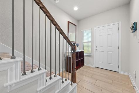 294 Thornless Circle Buda TX 78610