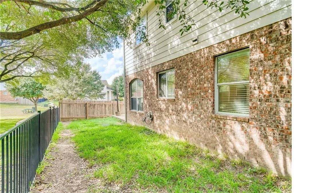 1821 Briarton Lane N Round Rock TX 78665
