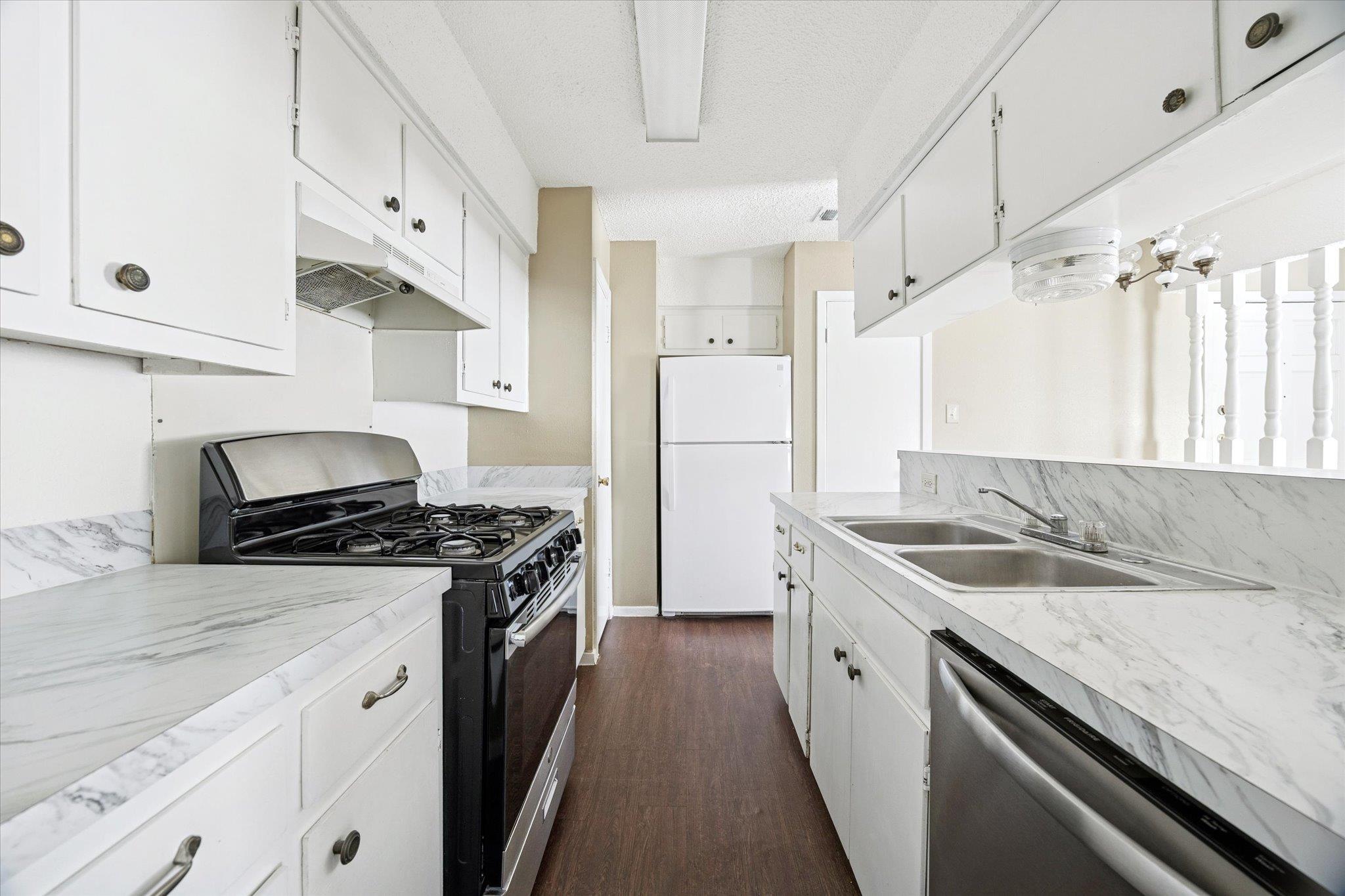 908 Kirschner Place Austin TX 78758