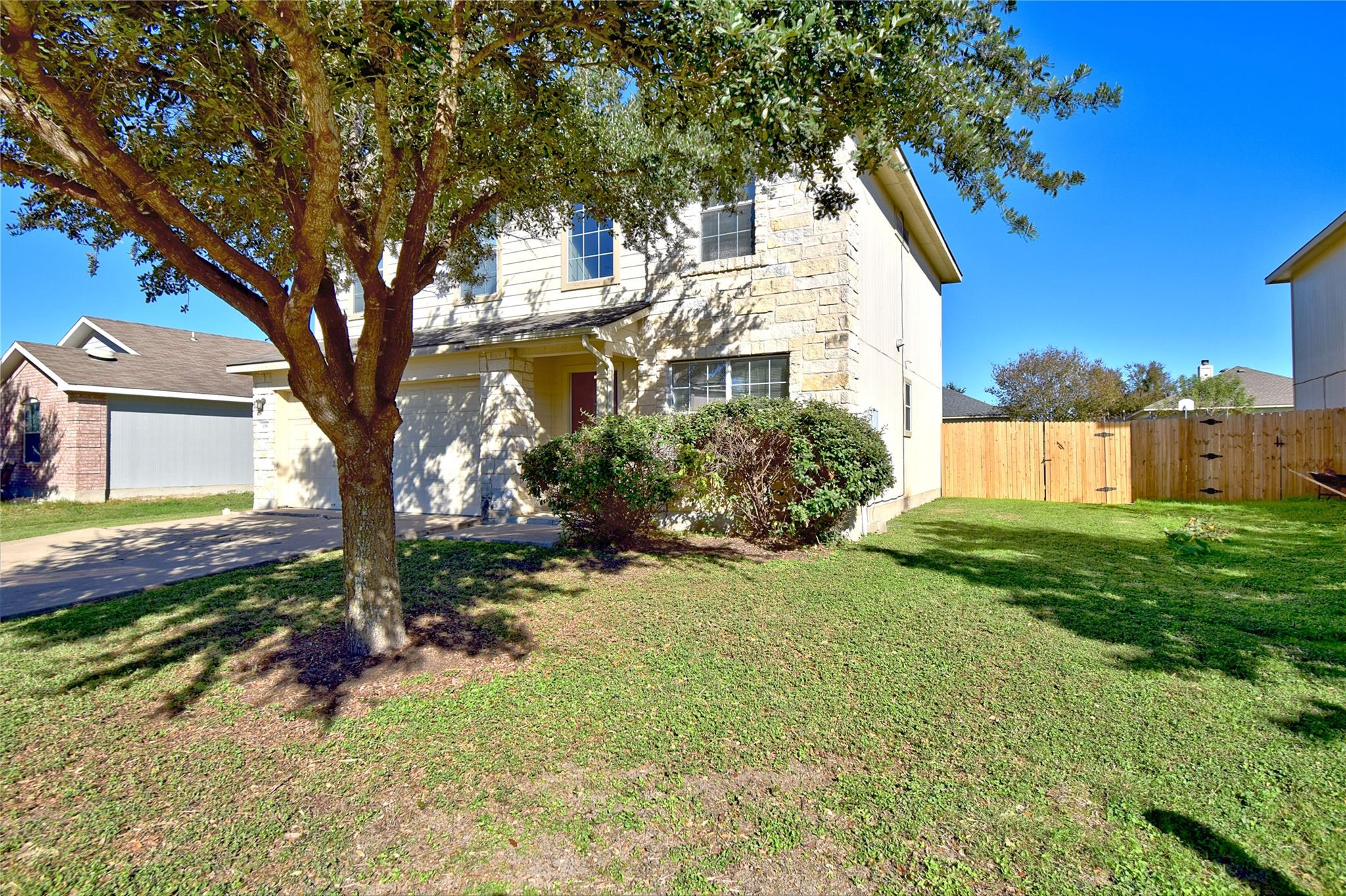 106 Phillips Street Hutto TX 78634