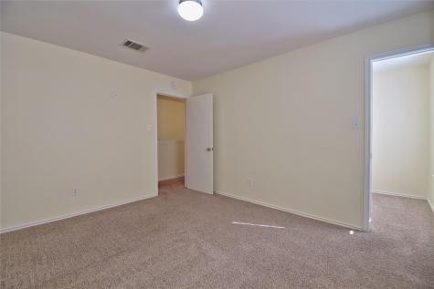 106 Phillips Street Hutto TX 78634