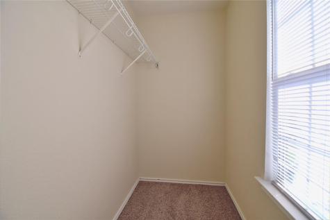 106 Phillips Street Hutto TX 78634