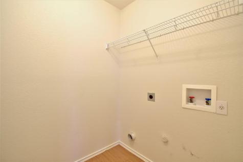 106 Phillips Street Hutto TX 78634