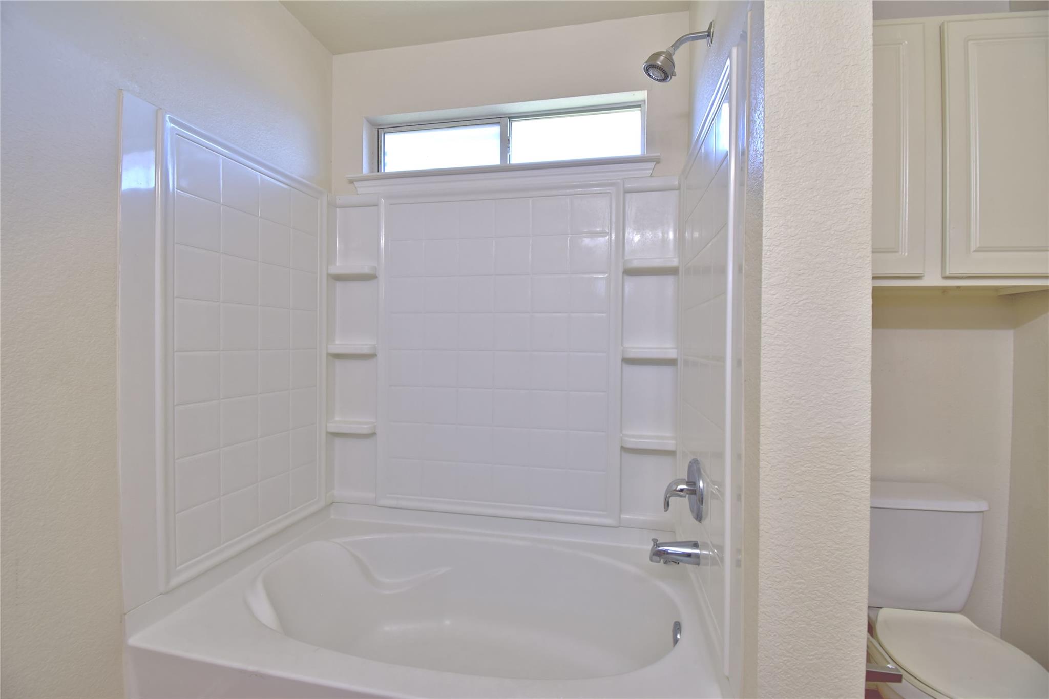 106 Phillips Street Hutto TX 78634