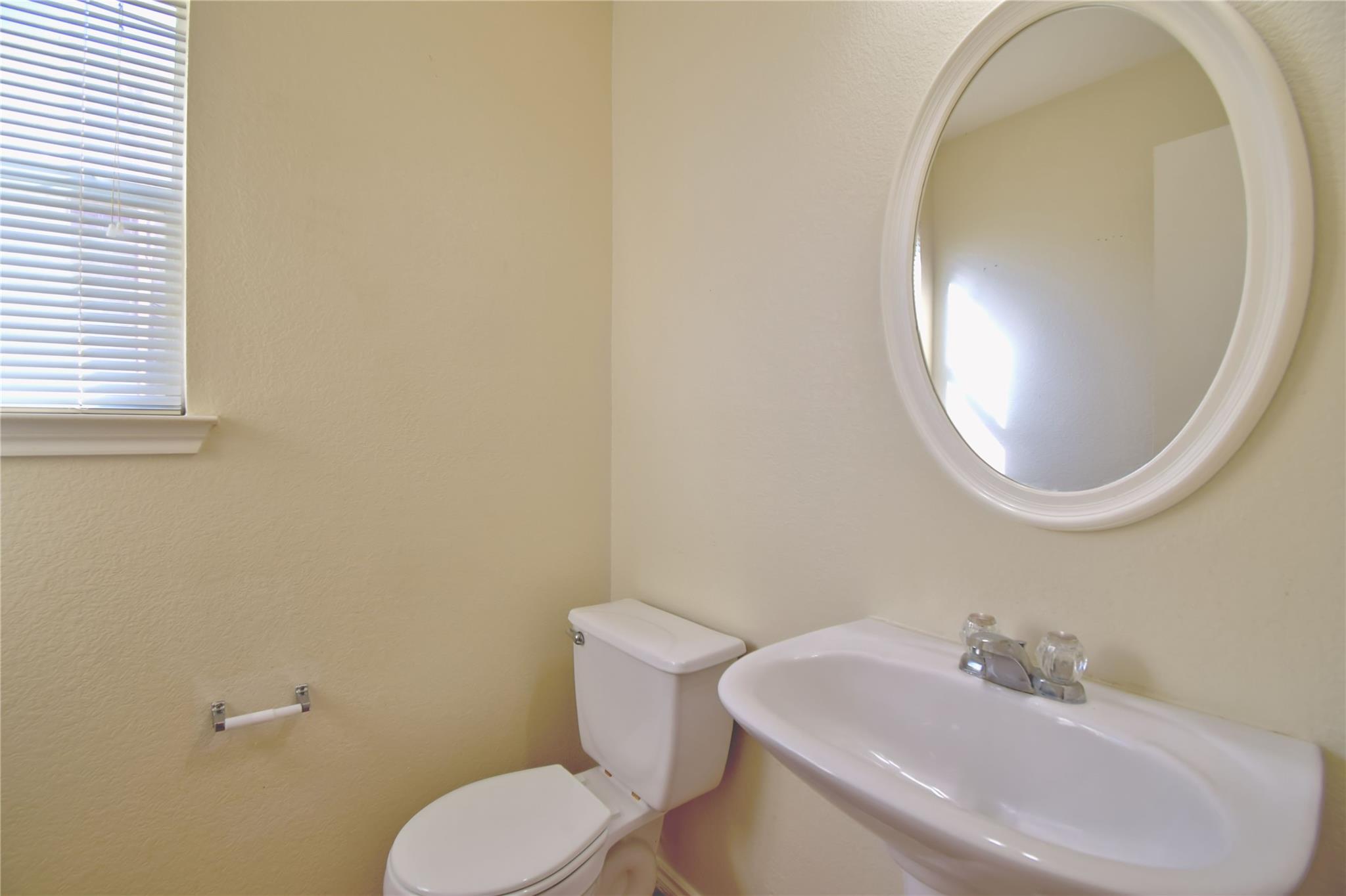 106 Phillips Street Hutto TX 78634
