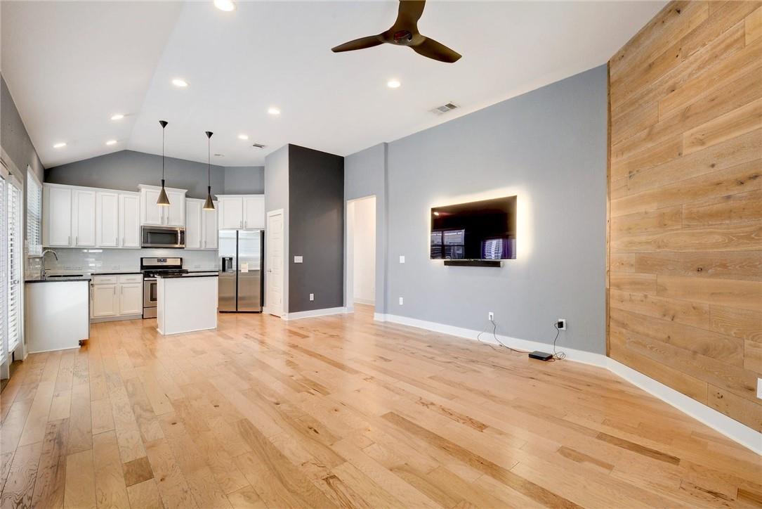 2107 Capulet Street Austin TX 78741