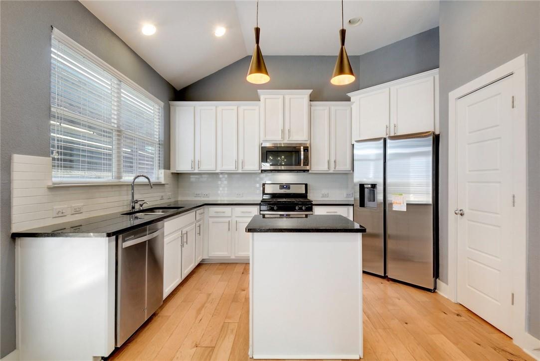 2107 Capulet Street Austin TX 78741