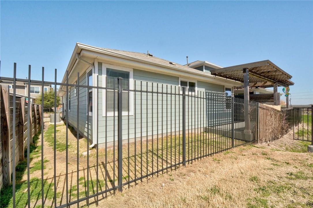 2107 Capulet Street Austin TX 78741