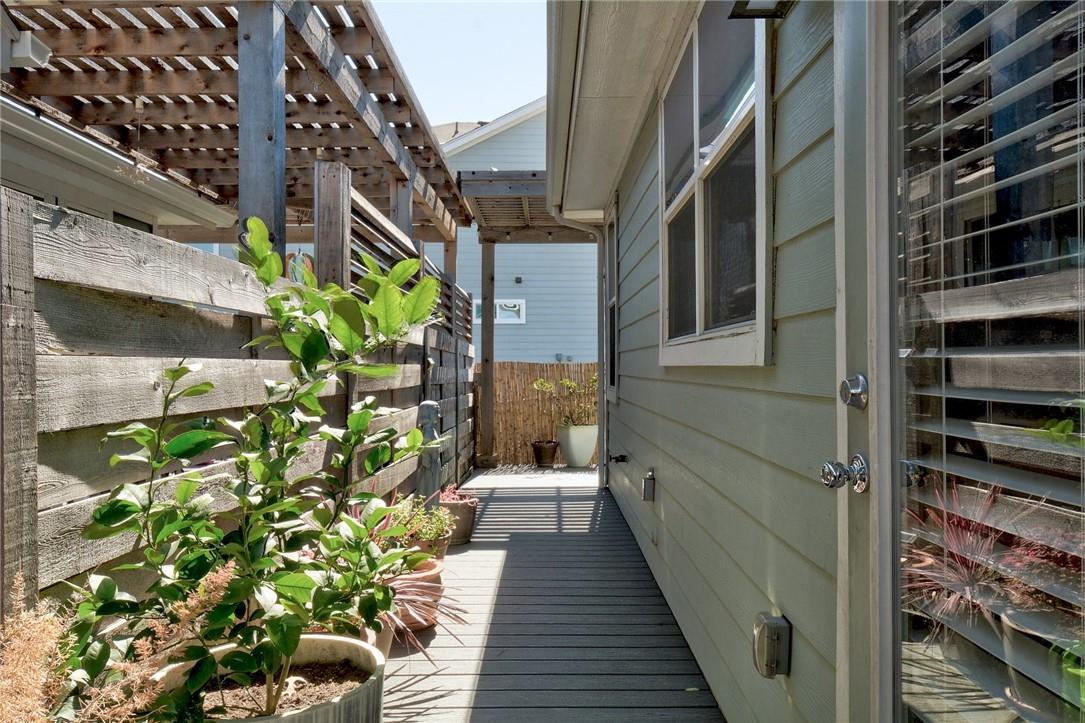 2107 Capulet Street Austin TX 78741