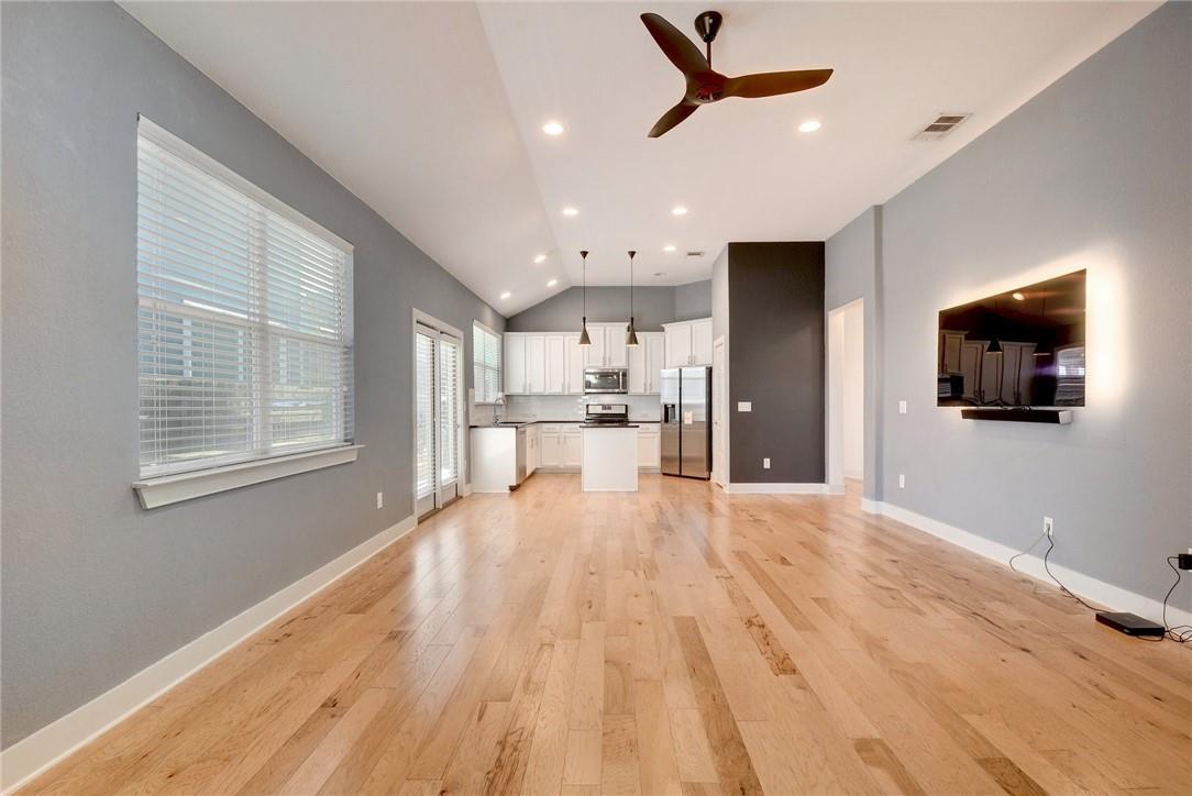 2107 Capulet Street Austin TX 78741