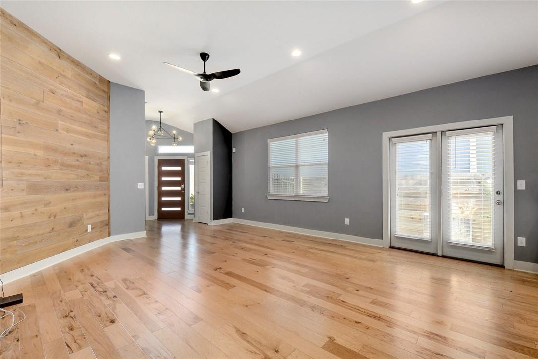 2107 Capulet Street Austin TX 78741