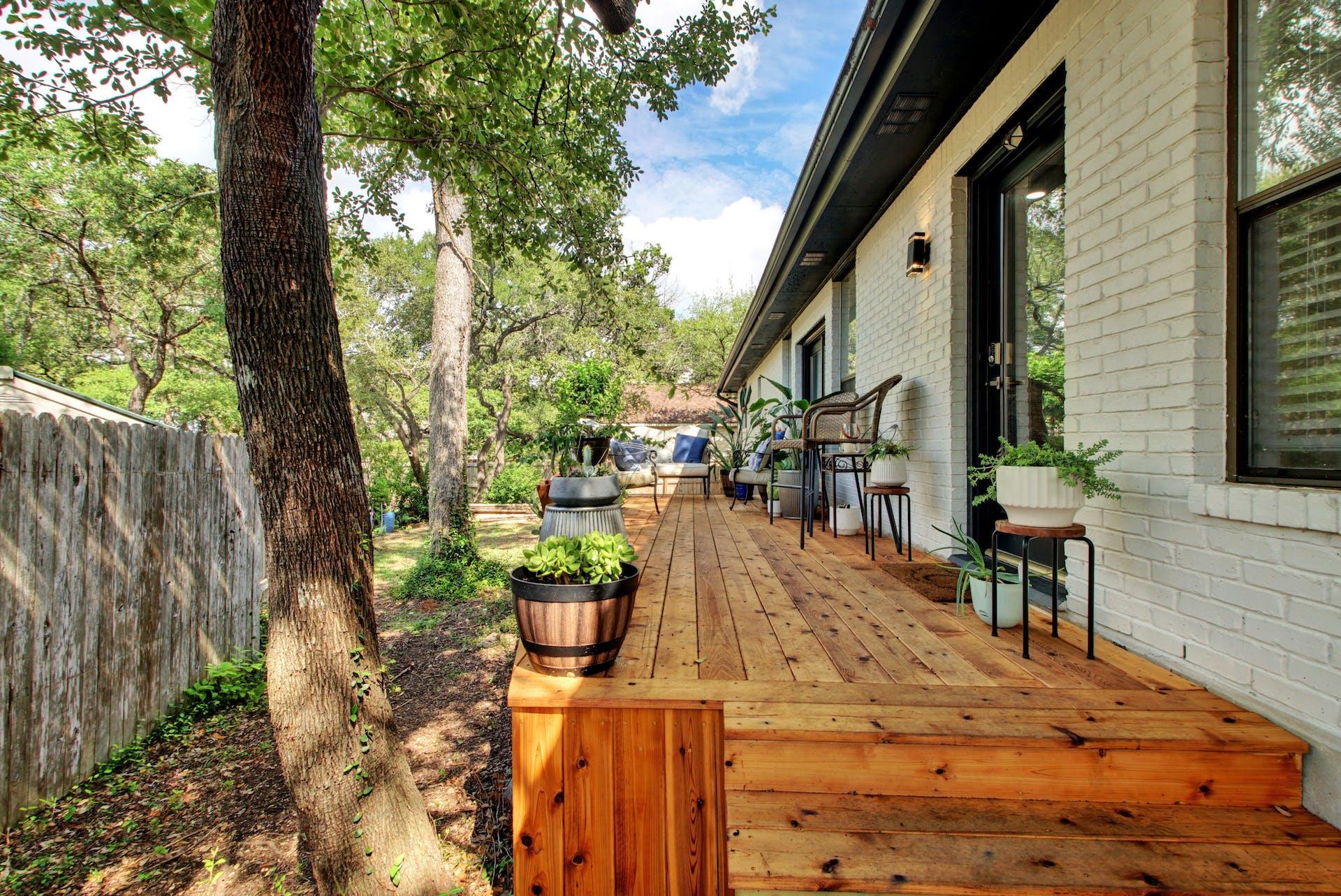 7103 Anaqua Drive Austin TX 78750