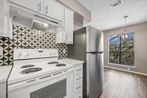 5215 Saint Georges Green Austin TX 78745