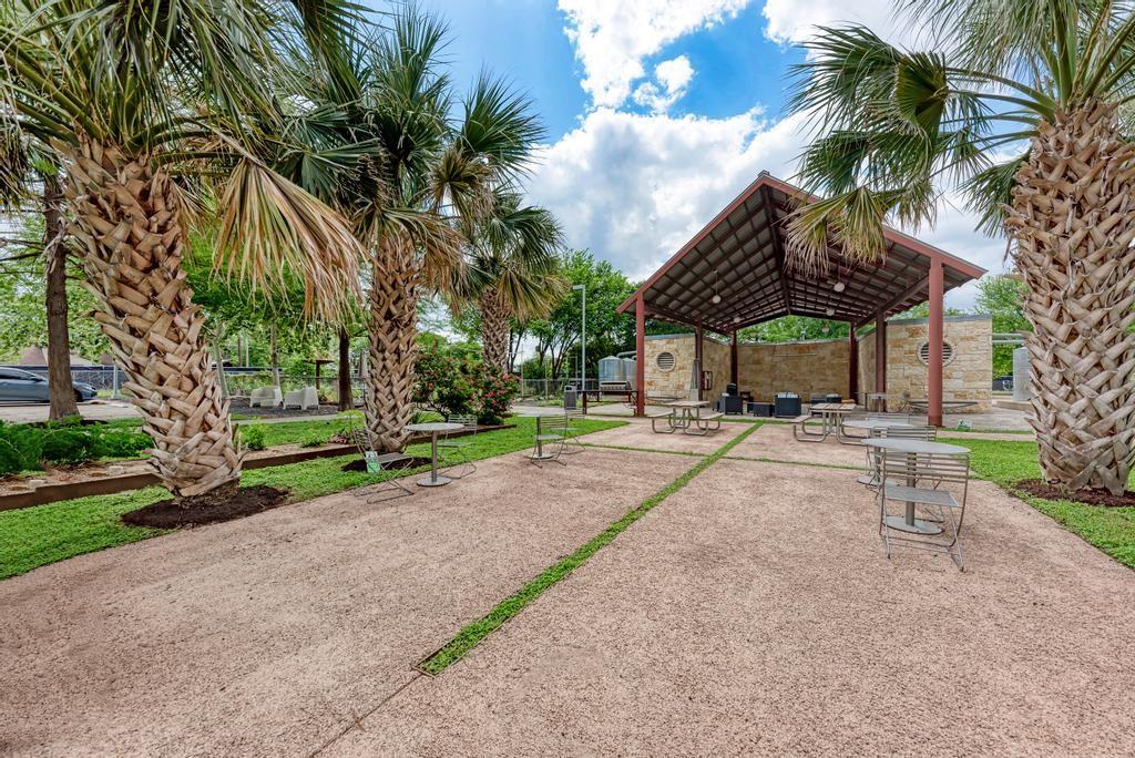 2401 E 6th Street Austin TX 78702