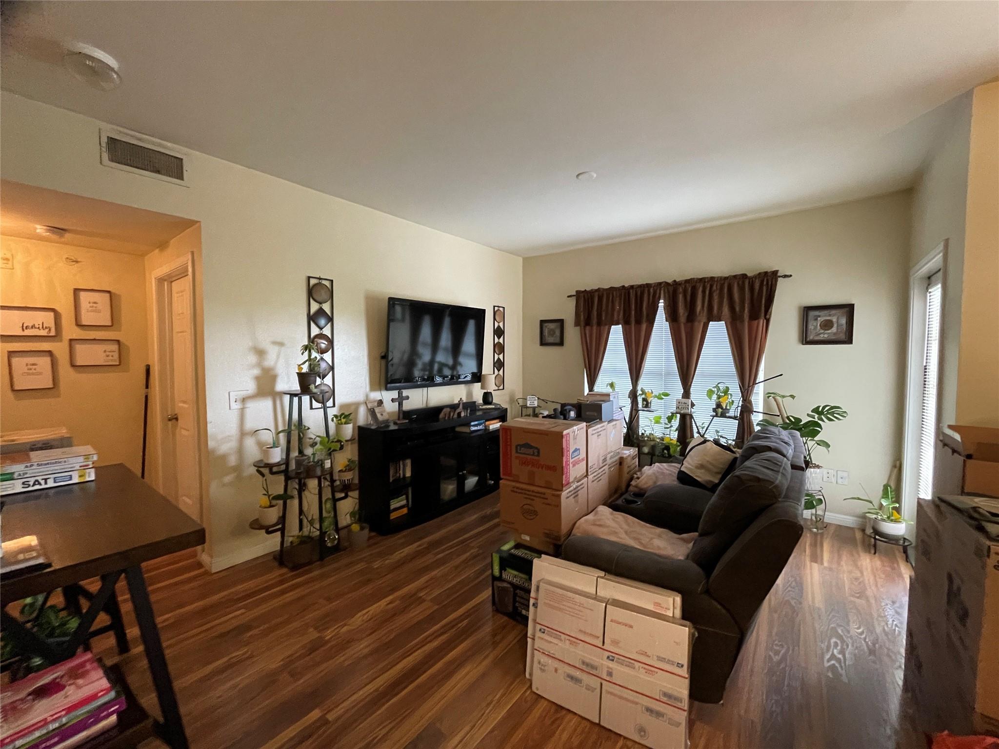 2320 Gracy Farms Lane Austin TX 78758