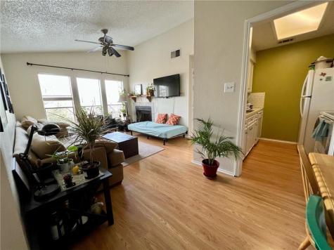 2706 Salado Street Austin TX 78705