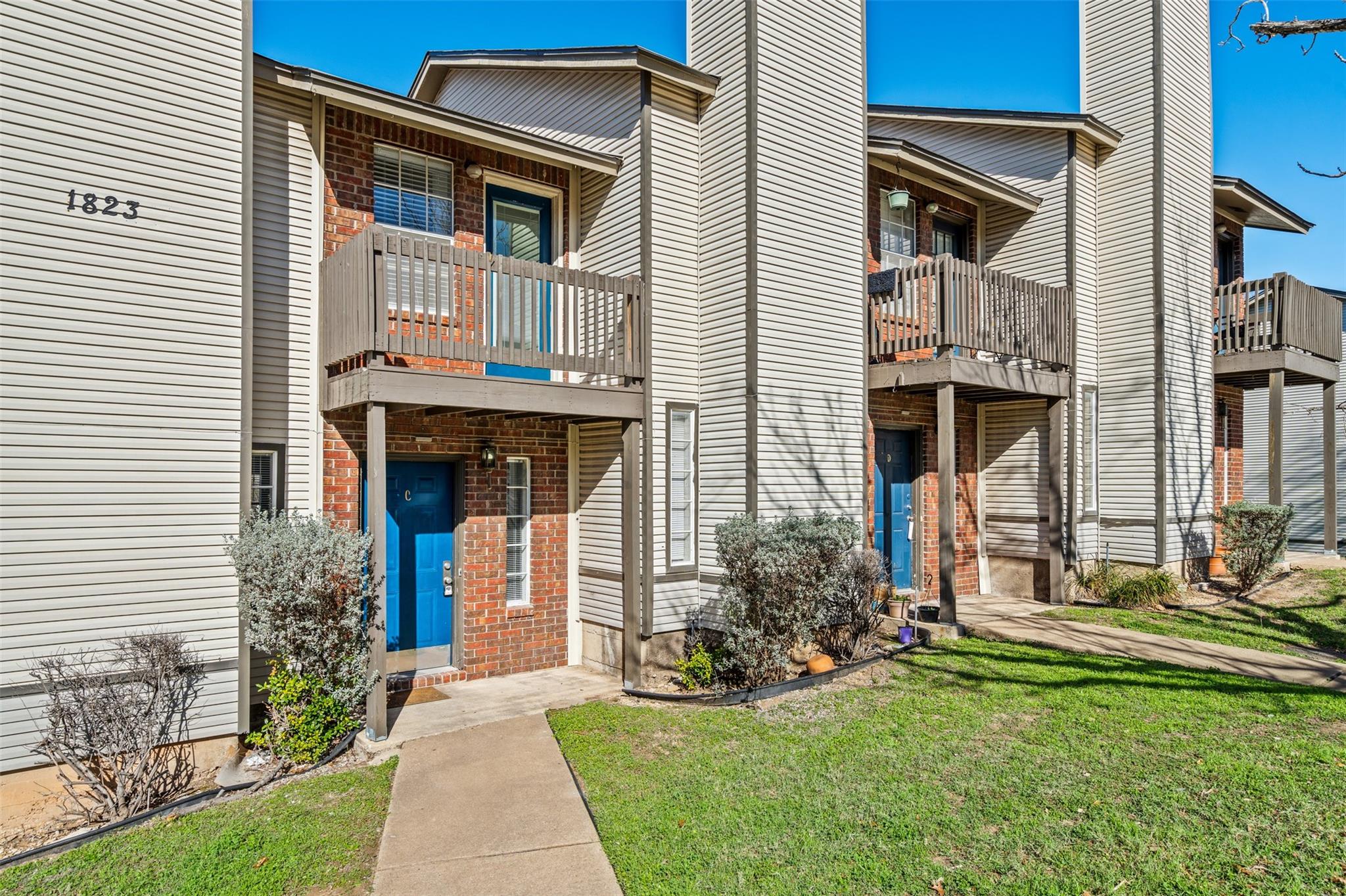 1823 River Crossing Circle Austin TX 78741