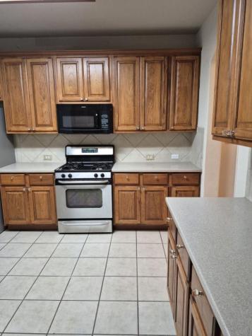 808 Busleigh Castle Way Pflugerville TX 78660