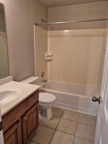 808 Busleigh Castle Way Pflugerville TX 78660