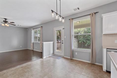 2704 Greenlee Drive Leander TX 78641