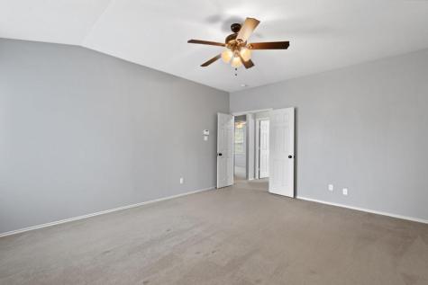 2704 Greenlee Drive Leander TX 78641