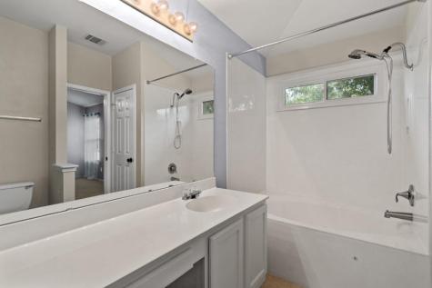 2704 Greenlee Drive Leander TX 78641