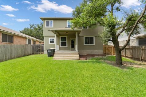 2704 Greenlee Drive Leander TX 78641
