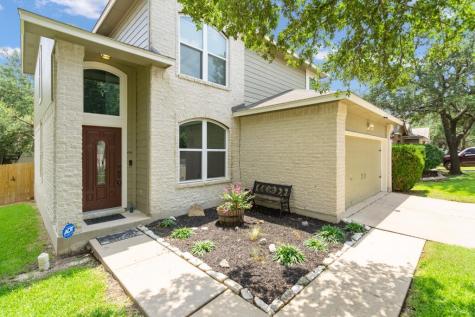 2704 Greenlee Drive Leander TX 78641