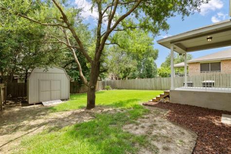 2704 Greenlee Drive Leander TX 78641