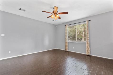 2704 Greenlee Drive Leander TX 78641