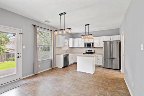 2704 Greenlee Drive Leander TX 78641
