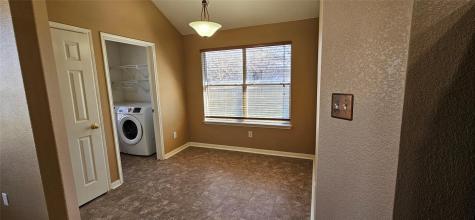107 Helen Cove Hutto TX 78634