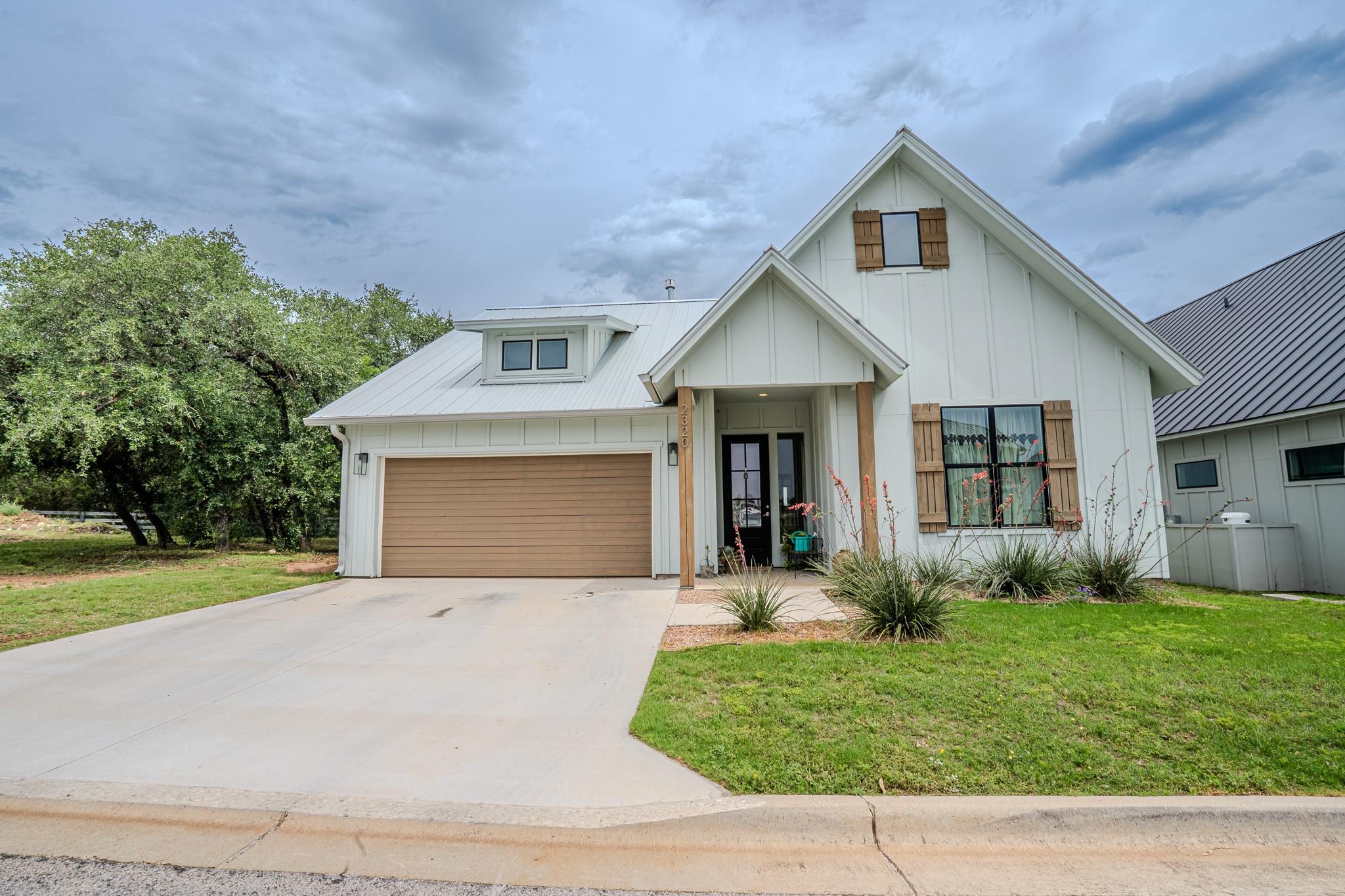 2320 Kellie Brooke Road Spicewood TX 78669