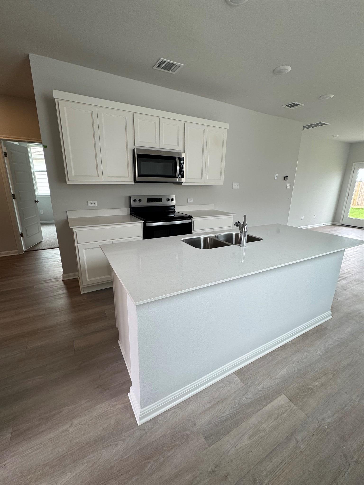 241 Alcatraz Loop Jarrell TX 76537