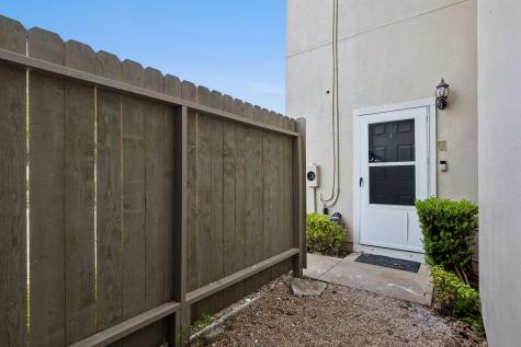 100 Lido Circle Lakeway TX 78734