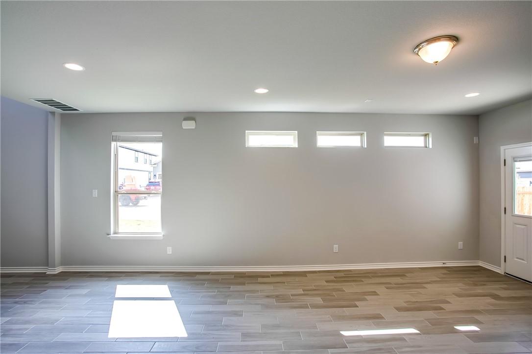 216 Batjac Alley Jarrell TX 76537