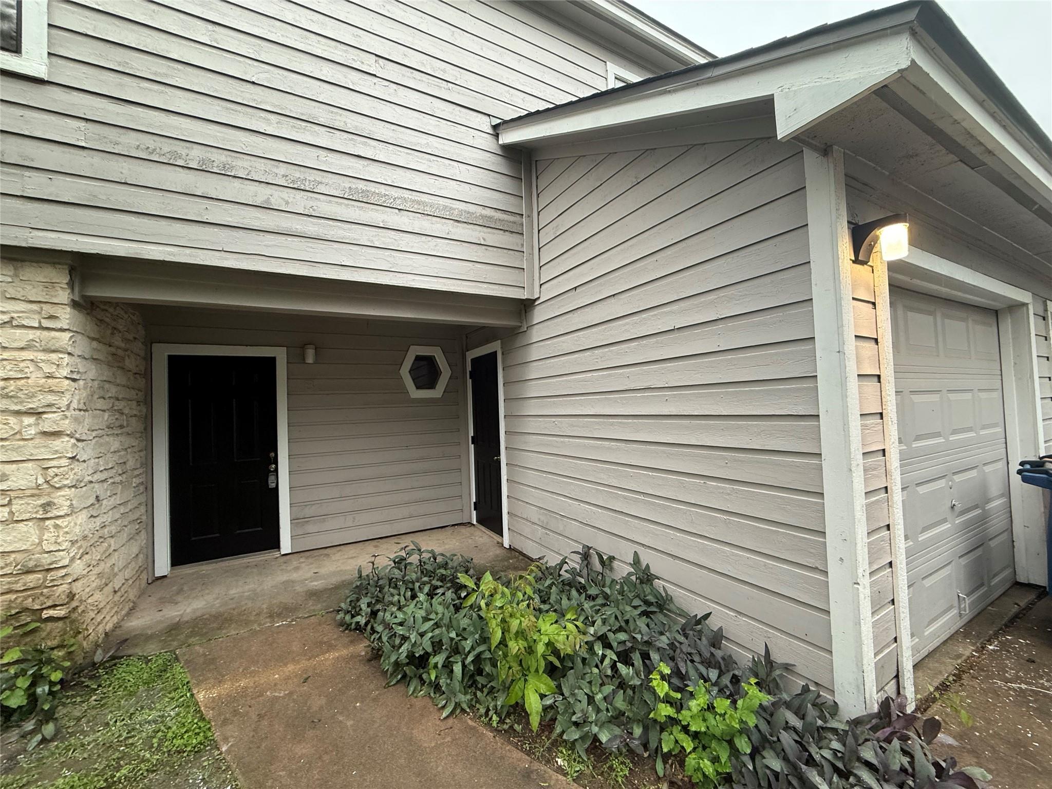 8905 Schick Road Austin TX 78729