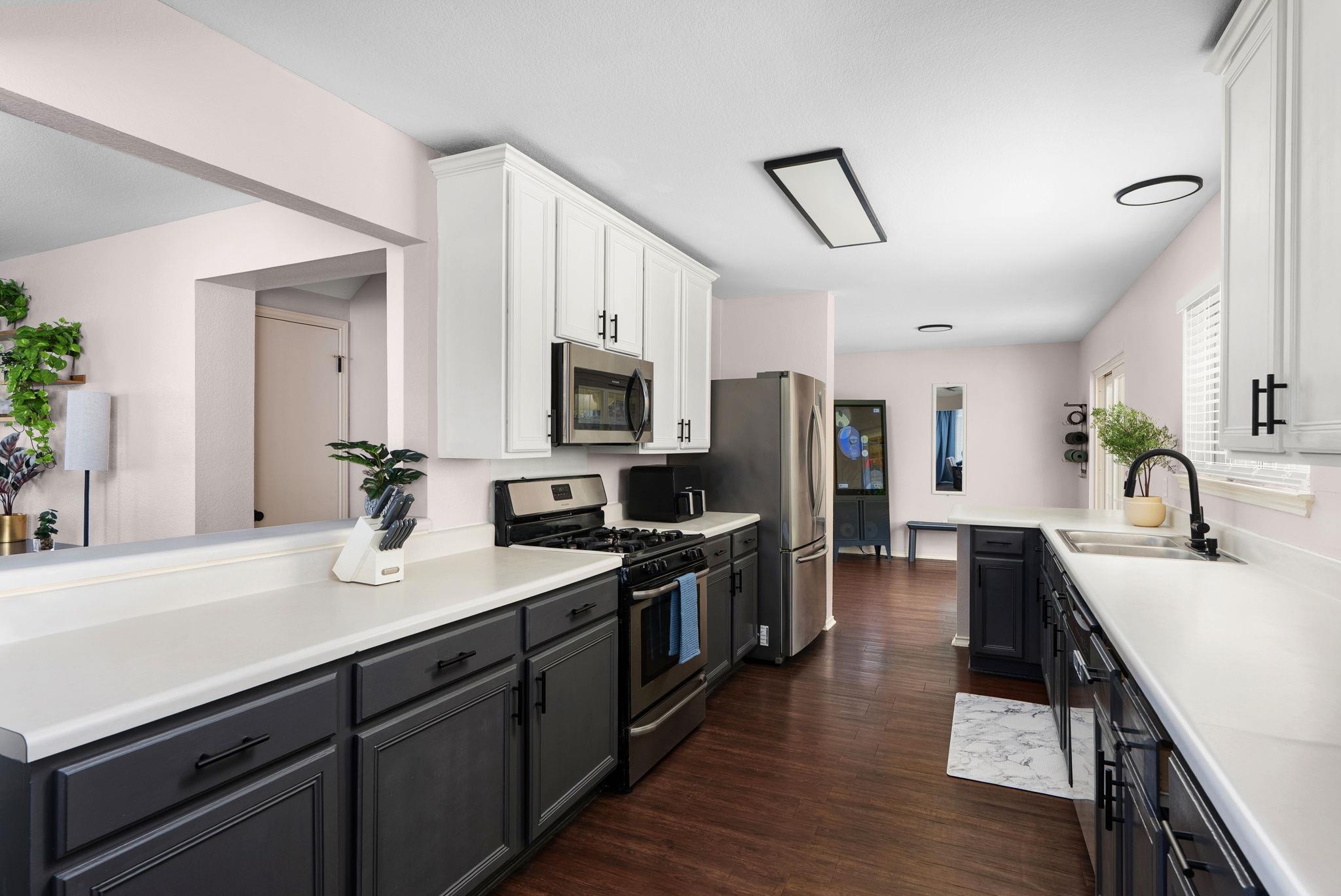 7906 Briarton Drive Austin TX 78747