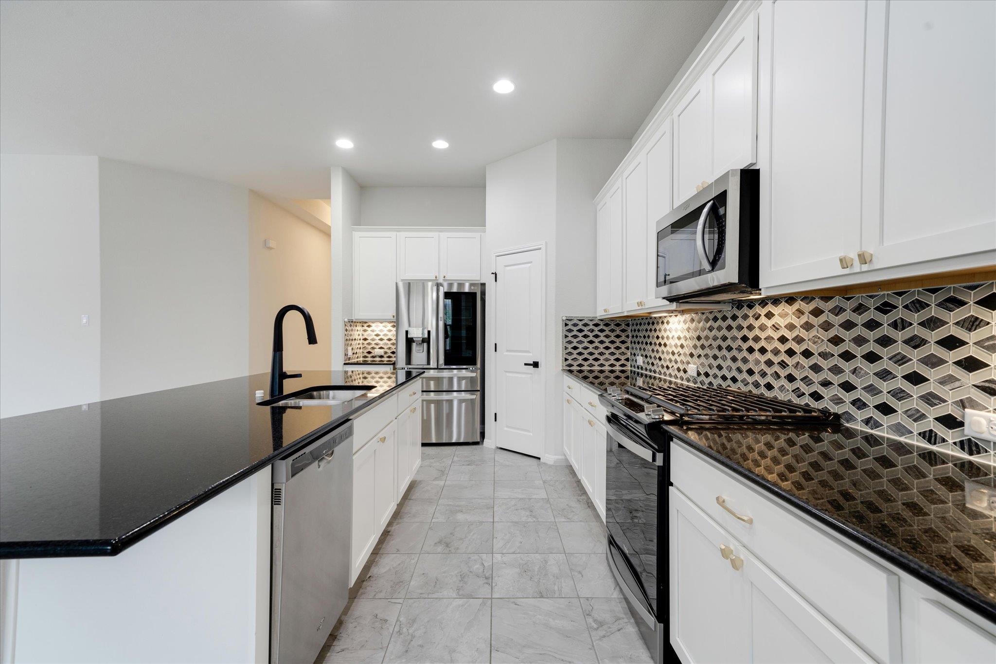 117 Falkland Street Hutto TX 78634