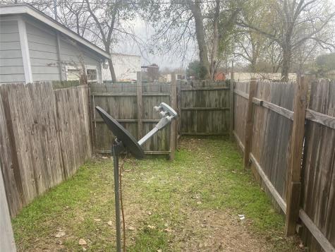 410 Thorndale Road Taylor TX 76574