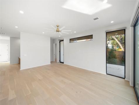 2107 Brackenridge Street Austin TX 78704