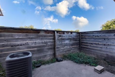 2215 Mission Hill Circle Austin TX 78741