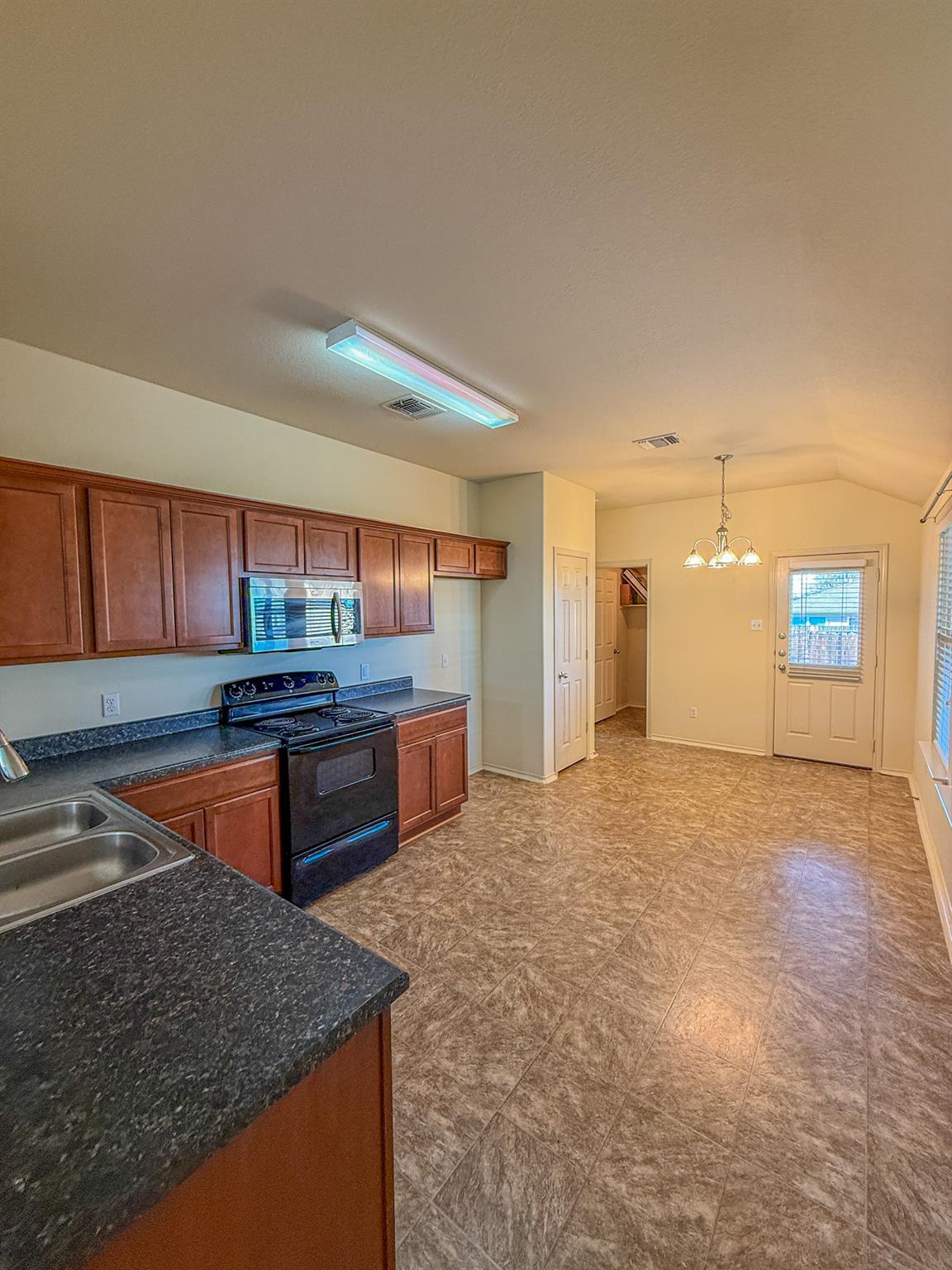 412 Azurite Drive Jarrell TX 76537