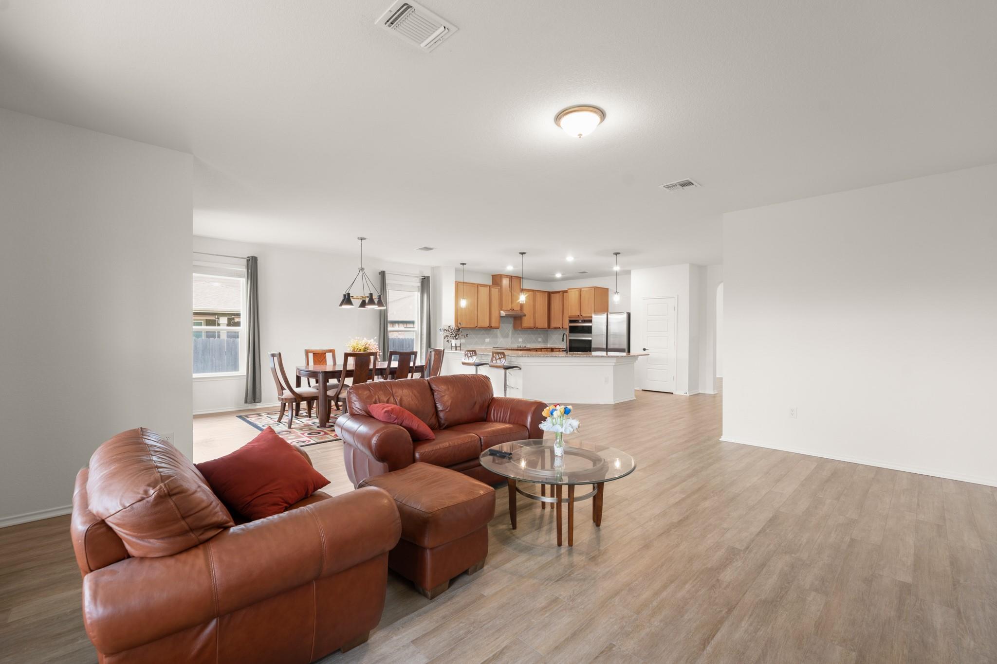 7404 Lowery Crossing Austin TX 78744