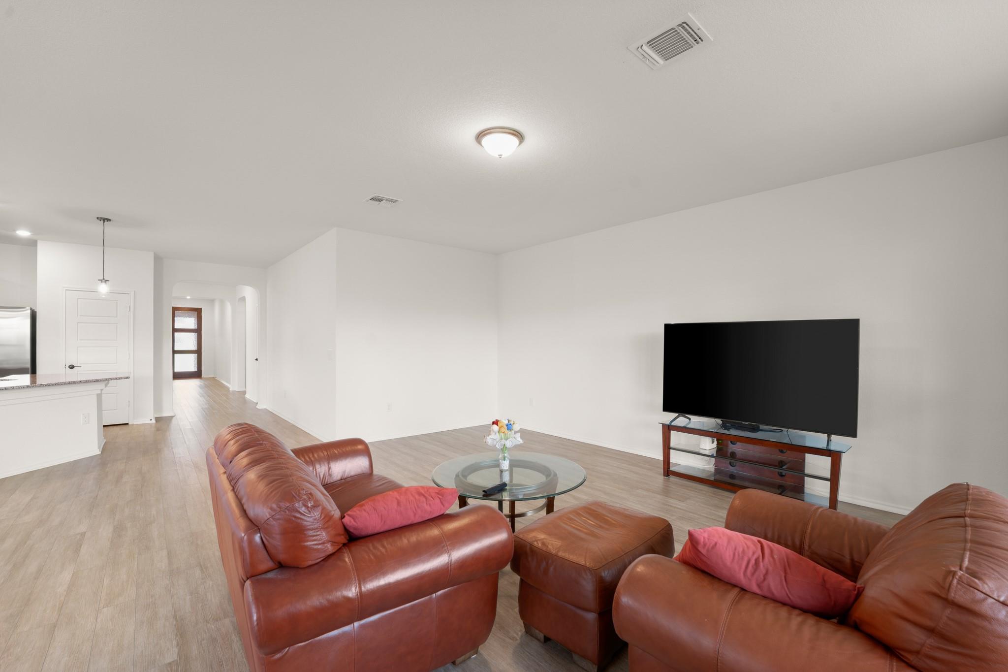 7404 Lowery Crossing Austin TX 78744