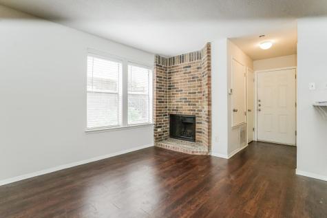 5608 Cougar Drive Austin TX 78745