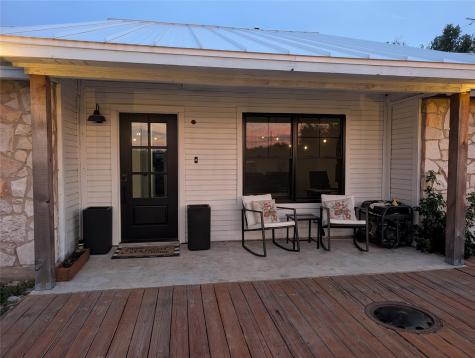306 Deer Creek Circle Dripping Springs TX 78620