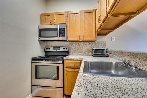 2210 Pearl Street Austin TX 78705